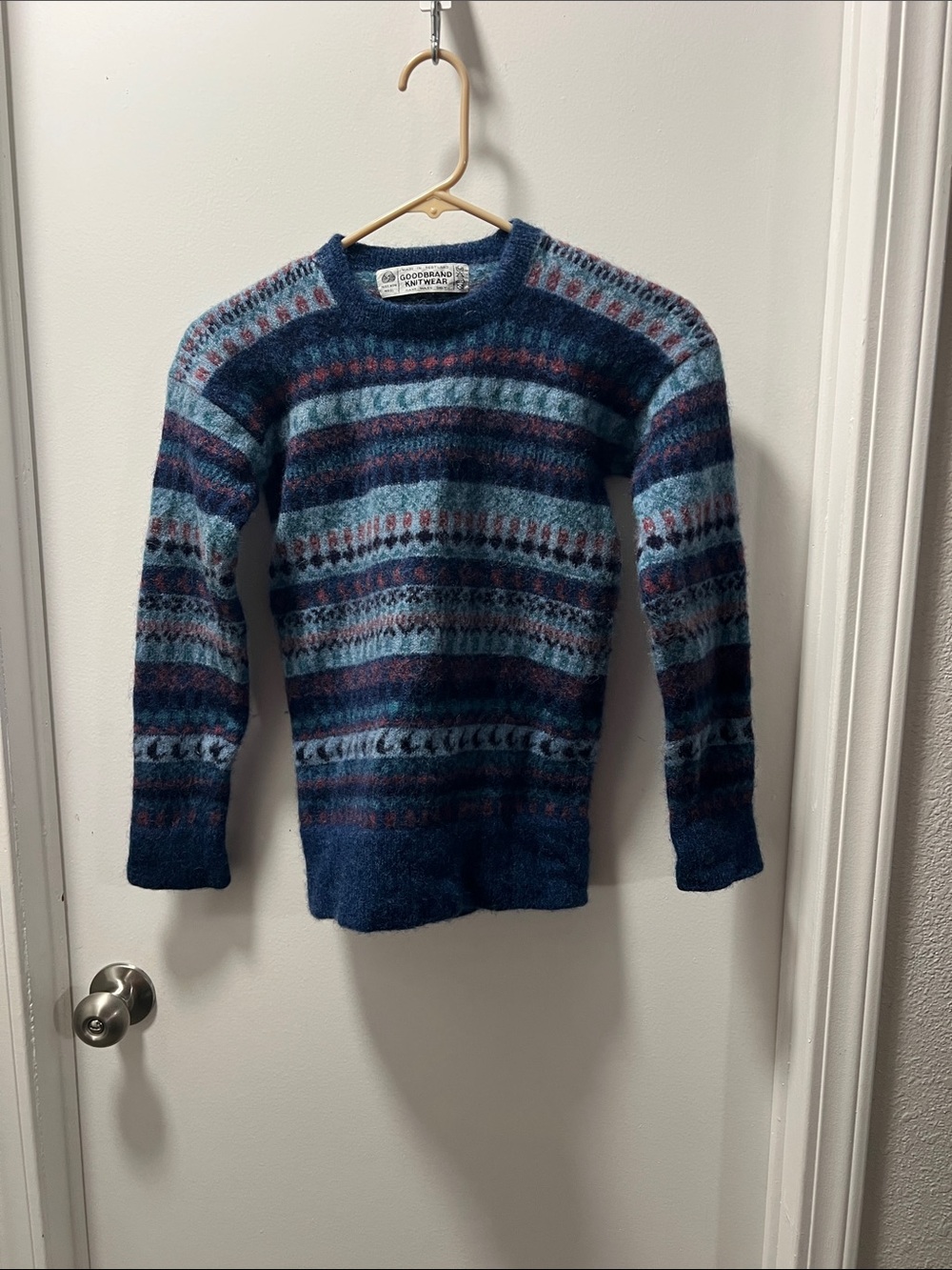 Kids Fair Isle Crewneck Sweater in Navy & Light Blue